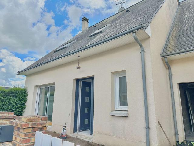 Maison vente à Laval, Changé