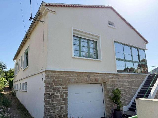 Maison vente à Montmorillon, Civray