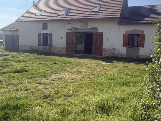 Maison vente à Montbard, Clamerey