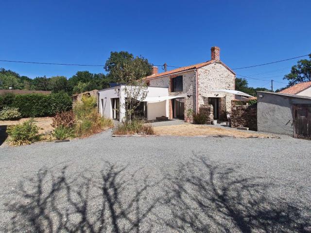 Maison vente à Nantes, Corcoué-sur-logne