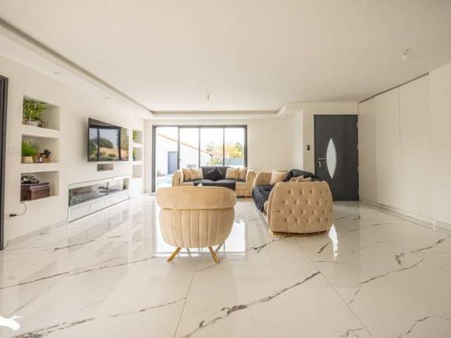 Maison vente à La Rochelle, Nouvelle-Aquitaine
