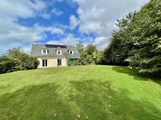 Maison vente à Bayeux, Creully