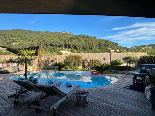 Maison vente à Arrondissement de Toulon, Évenos