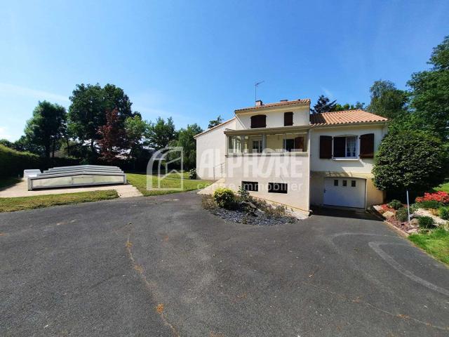 Maison vente à La Roche-sur-Yon, Fougeré