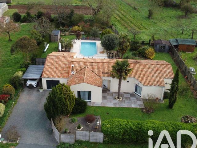 Maison vente à Saintes, Nouvelle-Aquitaine