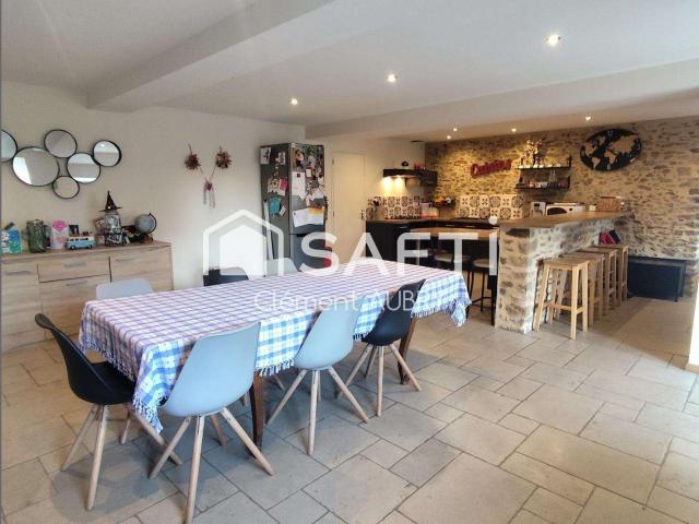 Maison vente à Mayenne, La Baconnière