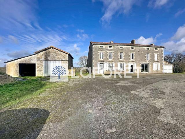 Maison vente à Bressuire, La Chapelle-saint-laurent