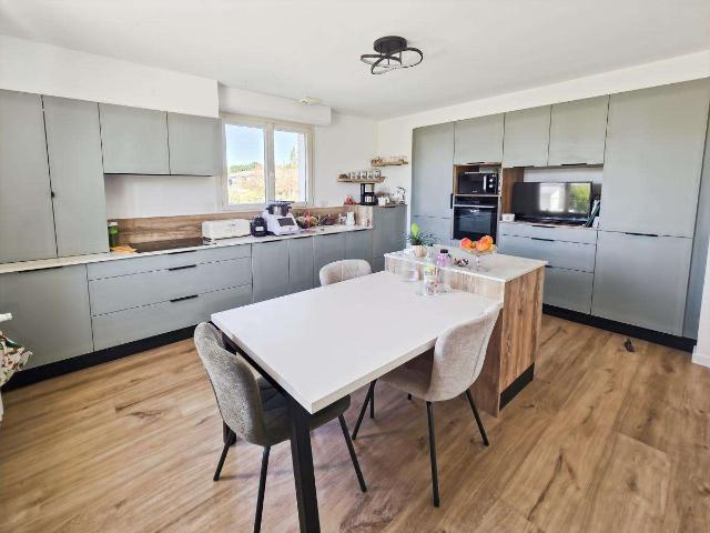 Maison vente à Le Bourgneuf-la-Forêt, Mayenne