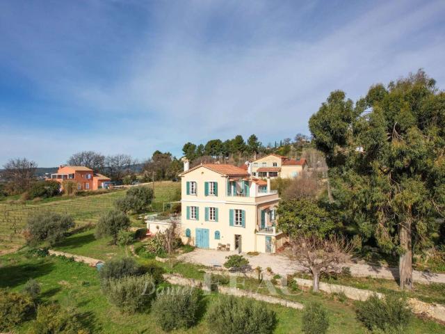 Maison vente à Arrondissement de Toulon, Le Castellet