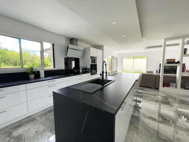 Maison vente à Nantes, Bouguenais