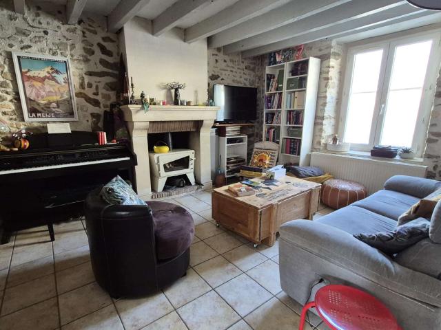 Maison vente à La Flèche, Louplande