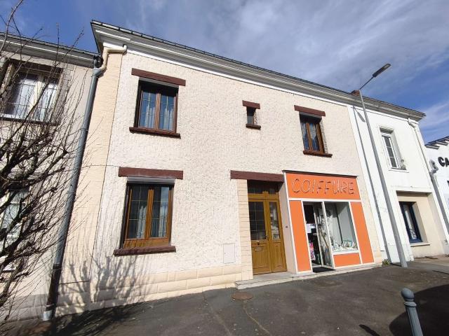 Maison vente à La Flèche, Mayet