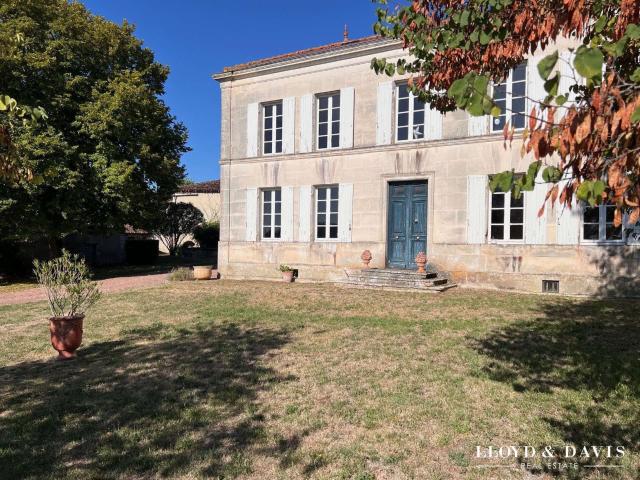 Maison vente à Cognac, Merpins