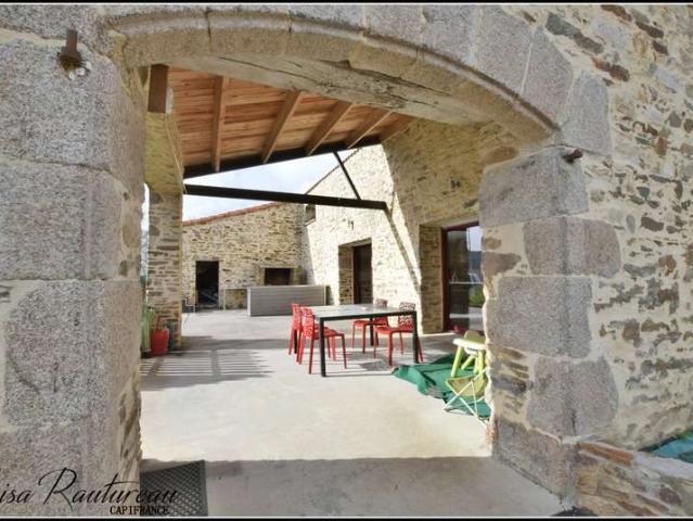 Maison vente à La Roche-sur-Yon, Montaigu