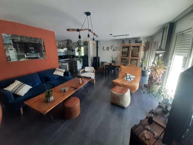 Maison vente à Bressuire, Montravers
