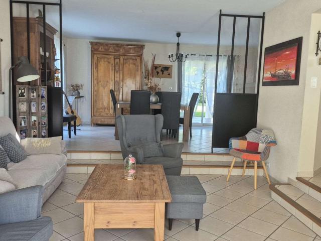 Maison vente à Saumur, Neuillé
