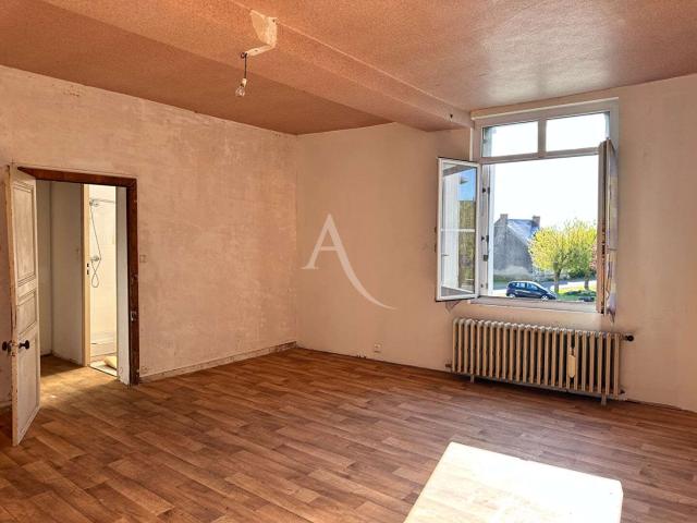 Maison vente à Saumur, Auverse