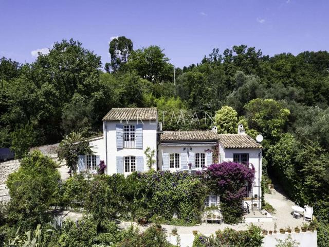 Maison vente à Grasse, Opio