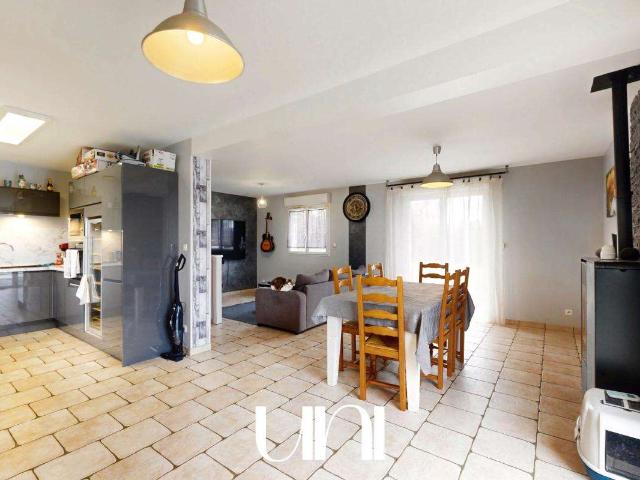 Maison vente à Caen, Ouilly-le-tesson