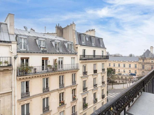Maison vente à Paris, Île-de-France