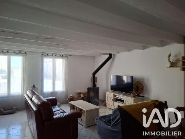 Maison vente à Bressuire, Pas-de-jeu