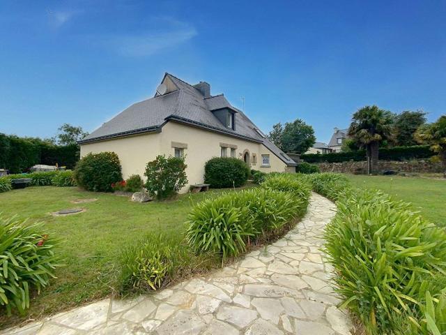 Maison vente à Guingamp, Bretagne