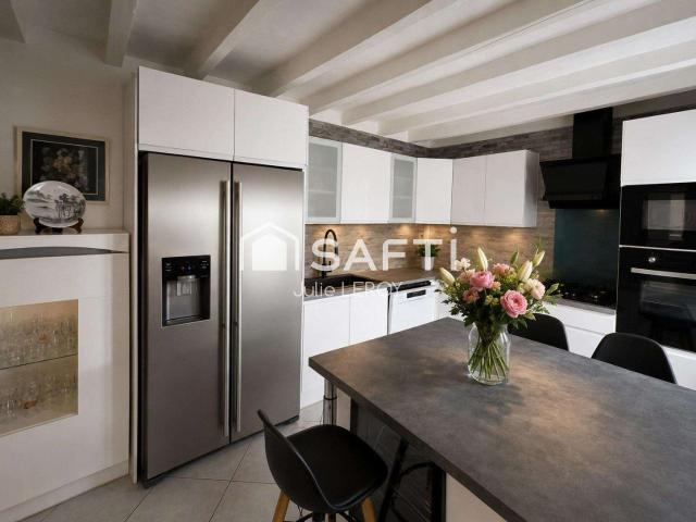 Maison vente à La Flèche, Saint-christophe-en-champagne