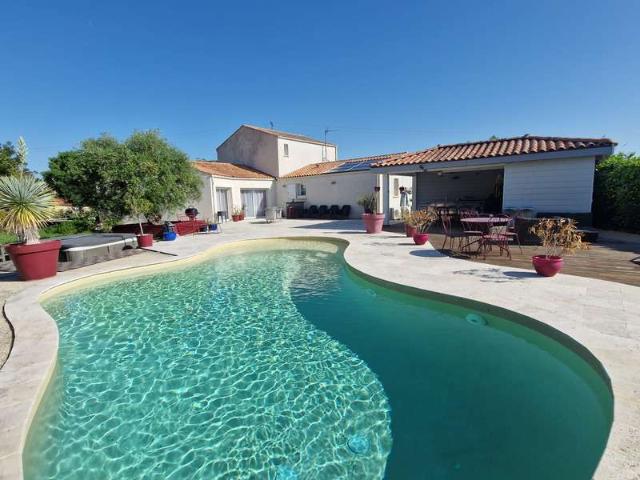 Maison vente à Saint-Jean-d'Angély, Saint-denis-du-pin