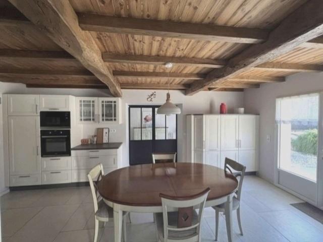 Maison vente à Saintes, Saint-georges-des-coteaux