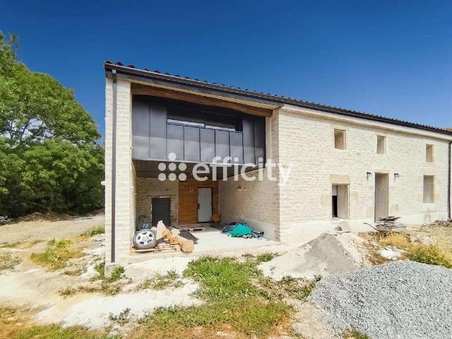 Maison vente à Rochefort, Genouillé