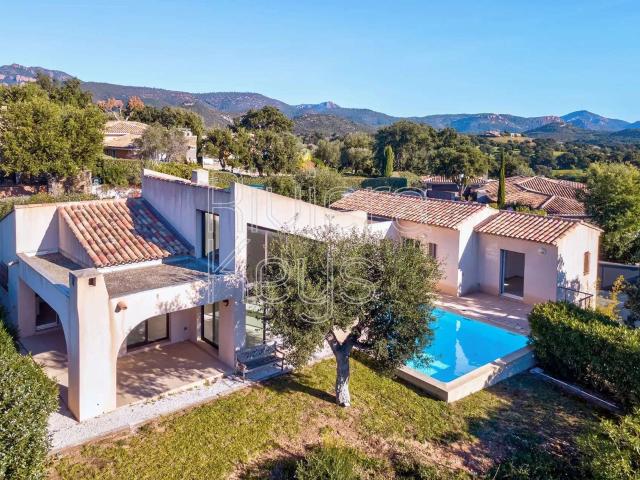 Maison vente à Arrondissement de Draguignan, Saint-raphaël