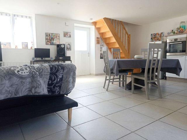 Maison vente à Jonzac, Saint-sigismond-de-clermont