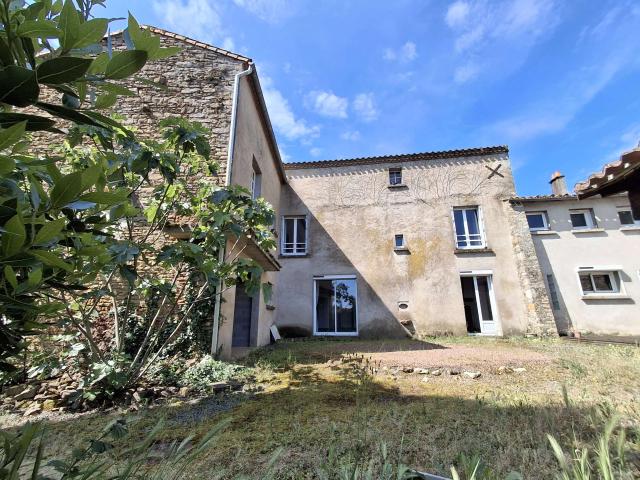 Maison vente à La Roche-sur-Yon, Saint-vincent-sterlanges
