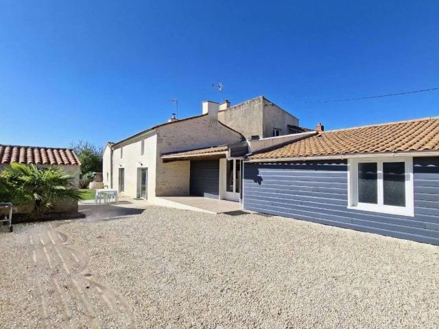 Maison vente à Fontenay-le-Comte, Sainte-gemme-la-plaine