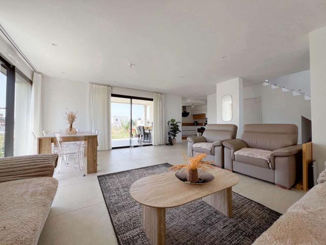 Maison vente à Angers, Sainte-gemmes-sur-loire