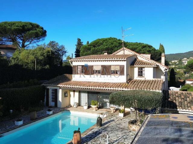 Maison vente à Arrondissement de Draguignan, Sainte-maxime