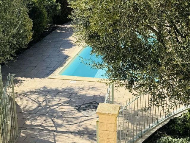 Maison vente à Saintes