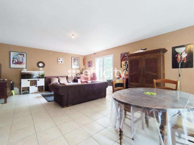 Maison vente à Saintes
