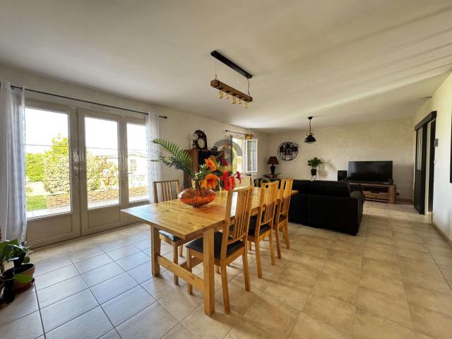Maison vente à Parthenay, Secondigny