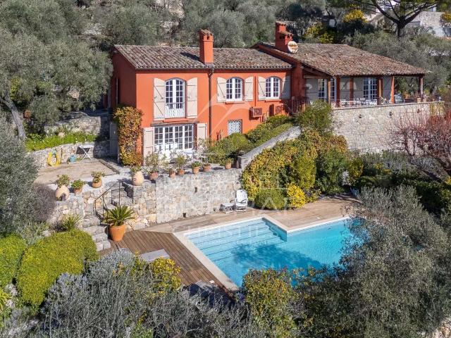 Maison vente à Grasse, Spéracèdes
