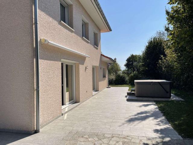 Maison vente à Gex, Auvergne-Rhône-Alpes