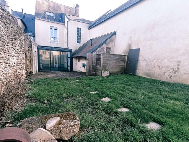 Maison vente à La Flèche, Vallon-sur-gée