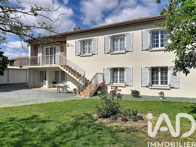 Maison vente à Parthenay, Viennay