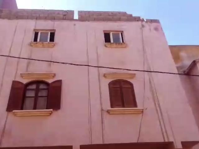 Maison vente à Gharb-Chrarda-Beni Hssen