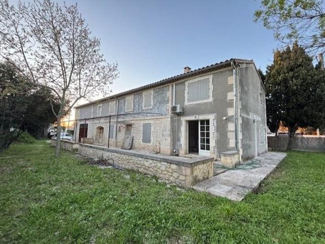 Maison vente à Arles
