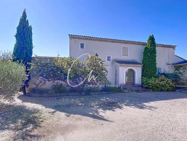 Maison vente à Arles, Maillane