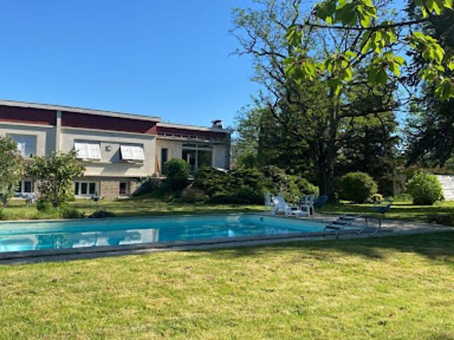 Maison vente à Niort, Magné
