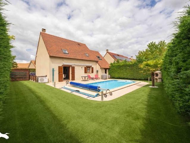 Maison vente à Pontoise, Mériel