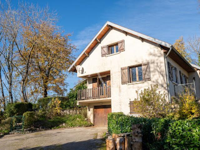 Maison vente à Saint-Claude, Lect