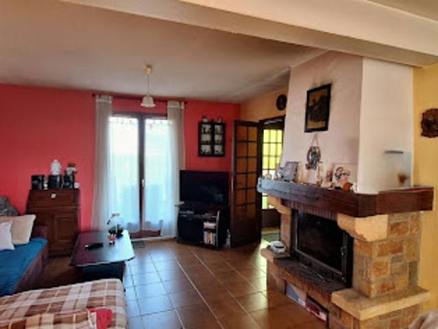 Maison vente à Bézu-Saint-Éloi, Eure